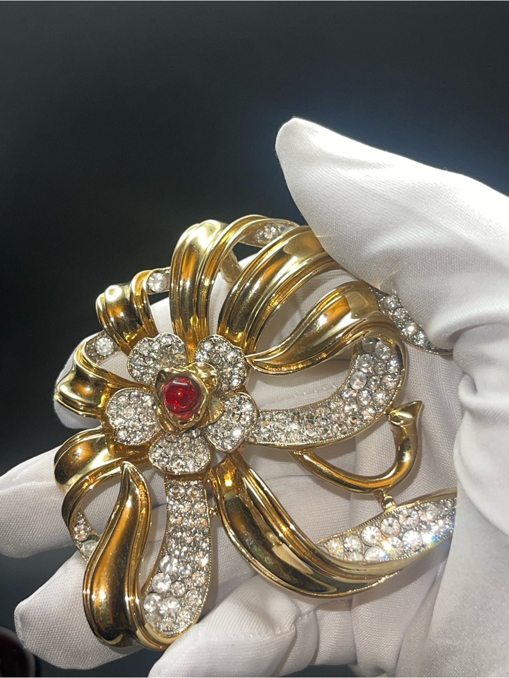 Vintage LANDAU Rhinestone Flower Brooch Gold Tone Red Cabochon Statement Pin